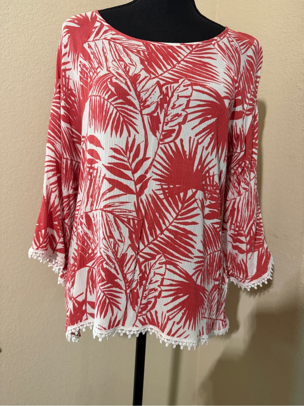 Papermoon Coral & White Tropical Leaf Blouse 3/4 sleeve lace detail